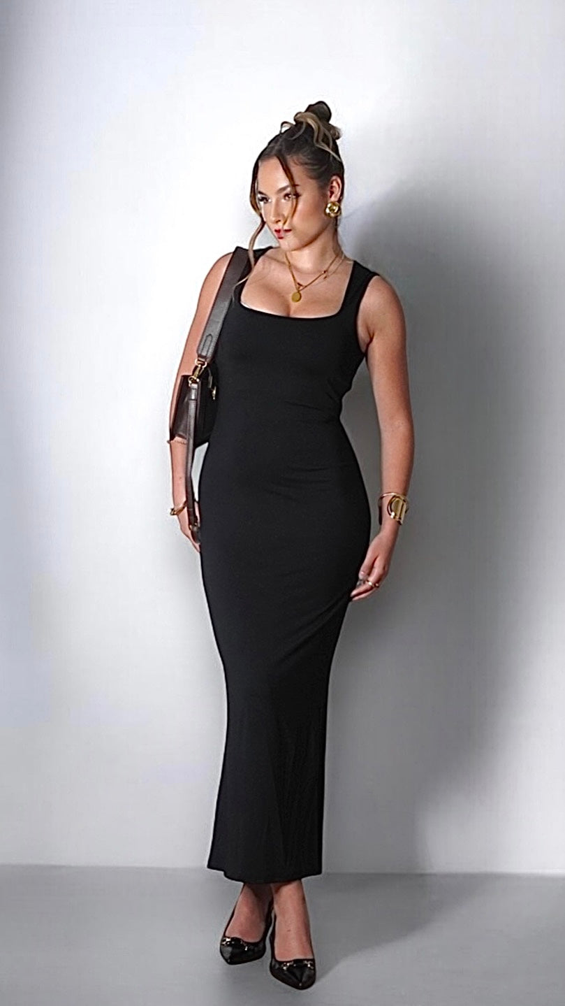 ROBE NOIRE LONGUE